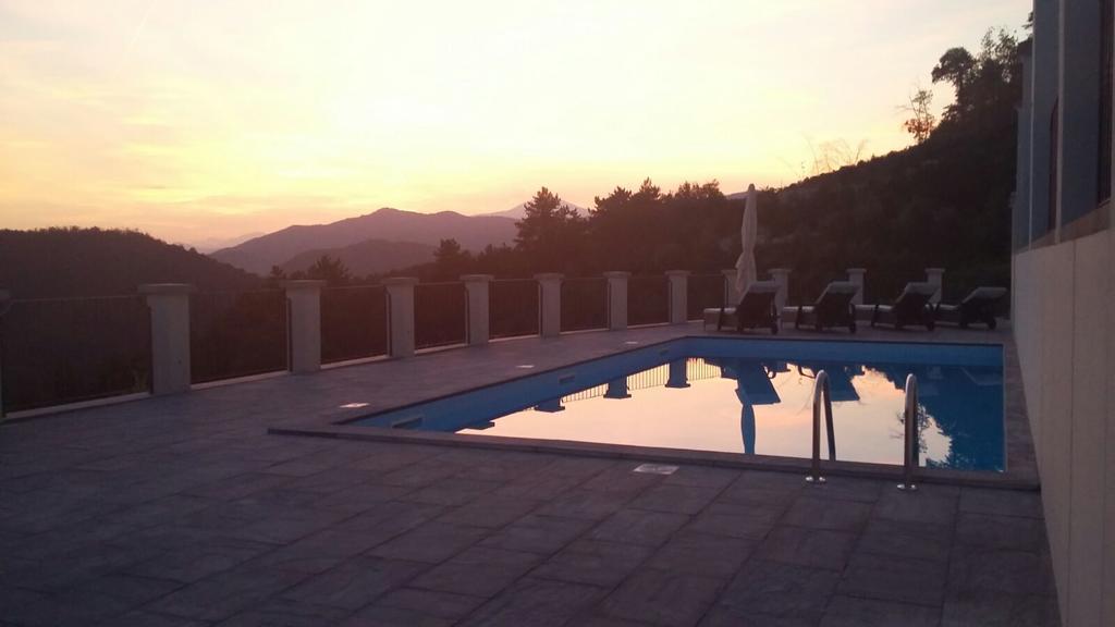 Agriturismo Casa Adea 로뎅고 사이아노 외부 사진